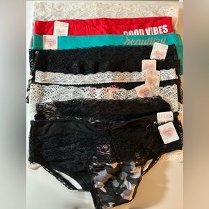 10 PK women’s Rue 21 underwear